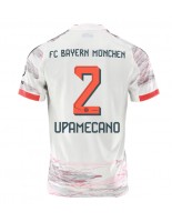 Moške Nogometnih dresov Bayern Munich Dayot Upamecano #2 Gostujoči 2025-26 Kratki rokavi